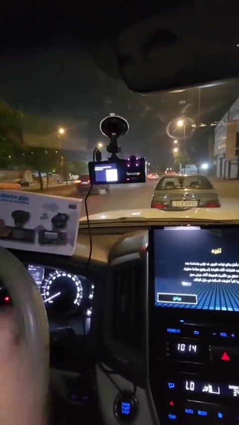 بسعر مناسب جوه السوك وعلى الفحص 🔥🔥
📷🚗 داش كام 3 كاميرات تدعم Wi-Fi 
📡 تدعم الاتصال عبر Wi-Fi لعرض الفيديو بسهولة
🌙☀️ تصوير ليلي ونهاري واضح جداً
🎥 دقة عالية وجودة ممتازة
🔄 3 كاميرات (أمام + داخل + خلف السيارة)
🛡️ توثيق كامل لكل لحظة أثناء القيادة


**إذا كنت صاحب هذا الإعلان وتريد حذفه لأي سبب، رجاءا أرسل رسالة إلى الدعم الفني**
