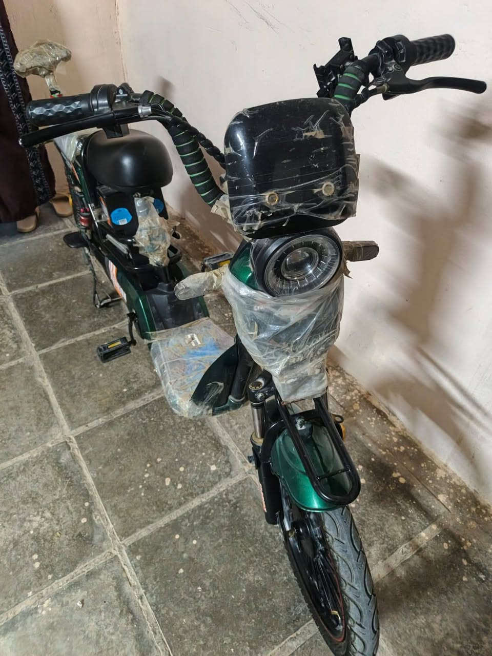 السلام عليكم باسيكل شحن للبيع مع شاحنه وسله نضيف استخدام قليل للبيع 350وبي مجال الشراي يتفضل خاص مكاني نجف


**إذا كنت صاحب هذا الإعلان وتريد حذفه لأي سبب، رجاءا أرسل رسالة إلى الدعم الفني**