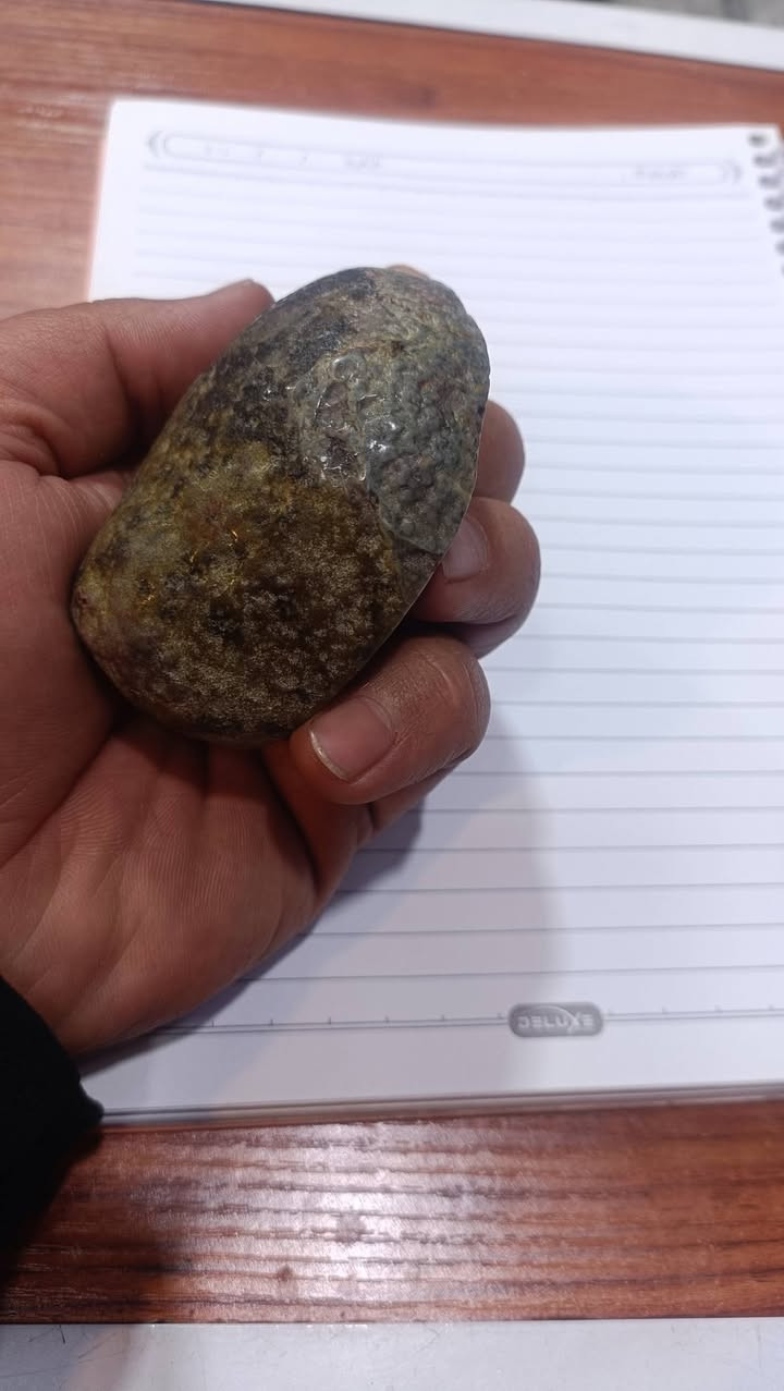 سلام عليكم حجر داوودي مال يمن خام ما ملعوب بيها قياس طول 8 سم عرض 6  مراوس بخاتم داودي يماني مكاني بغداد


**إذا كنت صاحب هذا الإعلان وتريد حذفه لأي سبب، رجاءا أرسل رسالة إلى الدعم الفني**