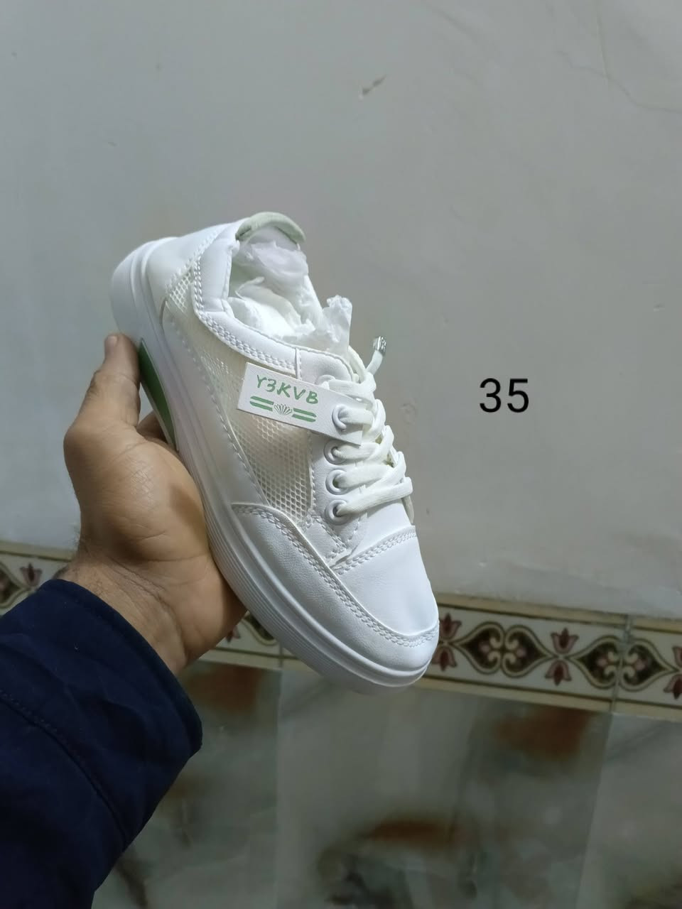 سلام عليكم وجبه جديده من الحذيه نسائي اطفال شبابي رجالي ولادي متوفر اكثر من 100موديلا قياسات تبدأ من 21لل47راح انشر نموذج منهن وليريد باقي الموديلات يجي خاص ويدلل 

 نقدم مجموعة متنوعة من القطع الاحذيه بأسعار مناسبة للجميع، حيث جميع  سعر القطعة من ٧٠٠٠ دينار عراقي فقط!

مميزات الخدمة:

· أسعار لا تنافس وتناسب جميع الفئات.
· توصيل داخل محافضات العراق 5الاف دينار 

للاستفسار و الطلبات ***********واتساب فقط
