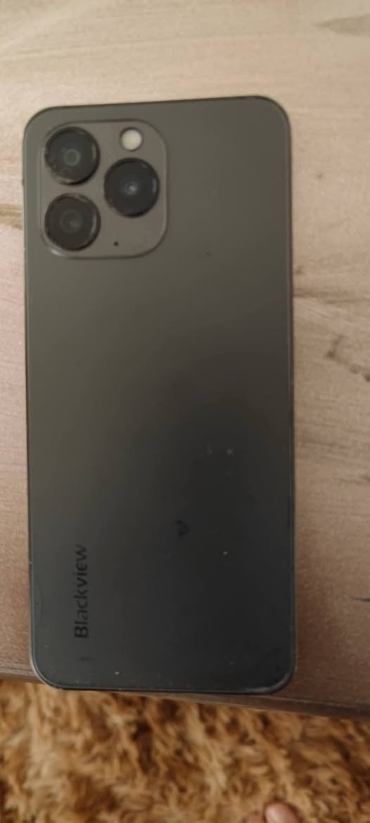 بلاك فيو BLACK VIEW نوع A96
السعر 100 الف 
 لان محتاجة فلوس ومضايقة ومستعجلة على بيعته
العنوان بغداد حي اور فلكة صباح الخياط او الشعب 
الذاكرة 256 كيكا
العشوائية 8 كيكا 
بصمة الإصبع جانبية وبصمة وجه
البطارية 5200 مللي امبير
الملحقات الشاحنة  كيبل تايب سي تشحن 45 واط
الجهاز ما داخل تصليح ابد وما بيه عطل
وسماعات
سيم كارت اثنين يشغل


**إذا كنت صاحب هذا الإعلان وتريد حذفه لأي سبب، رجاءا أرسل رسالة إلى الدعم الفني**