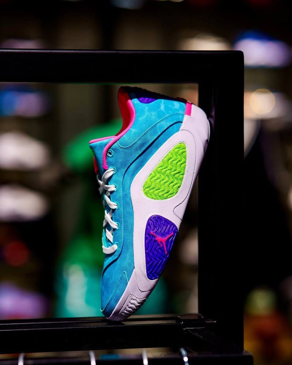 Jordan
Size 42 _41.5
ماستر اعلى فئه اخوان
ب٣٥ وبالعافيه


**إذا كنت صاحب هذا الإعلان وتريد حذفه لأي سبب، رجاءا أرسل رسالة إلى الدعم الفني**