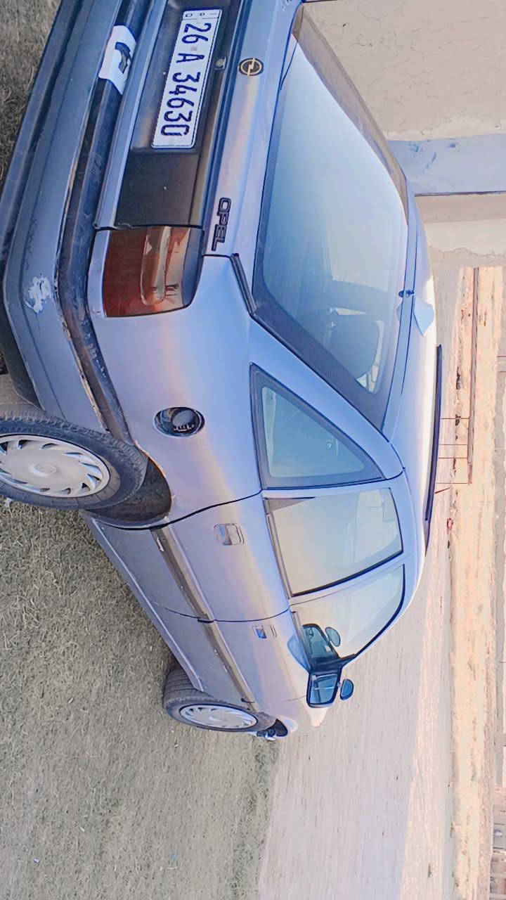 فكترا موديل 91
دفتر بانزين  سنويه جديده 
حداديه كامله قطرت معجون مابيها اني صاحبها الشرعي
السعر30بيها مجال مكان كركوك واحد حزيران
***********
