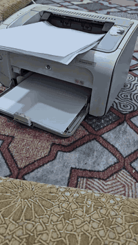 طابعة ليزريةhb laseJet 1102
ابيض واسود 
١٨ نسخة بدقيقة 
طباعة سحب بدون سكنر 
مستخدم نظيف 
حبر باودر سعر الكاترج ١٠ الاف
مع كيبل لابتوب  وكيبل كهرباء 
خدمية للملازم والطلاب والمكاتب والاستخدام الشخصي والدوائر الحكومية وادارات المدارس وطباعة الاسئلة 
السعر  ٨٠ توصيل متوفر لكل المحافظات 
‎0783 272 3890
