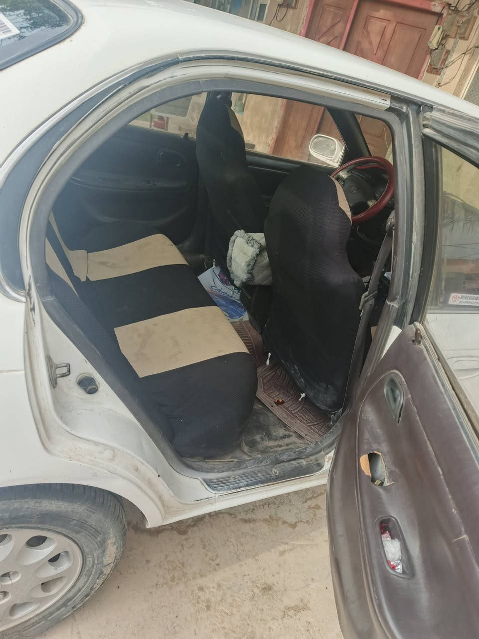 السلام عليكم كورلا 1992 مكينه خير من الله كير أوتو خير من الله مكينة لا تبخير ولا تنقيص السياره بلاديه ما عده ضربه قليله كلش بالبنيد والجاملاغ اليمنه قليله كلش ومبيه بالصوره حتى ما مصبوغه دواخل خير من الله تحويل ثاني يوم بسمي رقم انبار مشروع وطني السعر 53 وبيها مجال العنوان ديالى الخالص سراجق ه***********/***********
 السنويه صارلها شهر من نافذه
