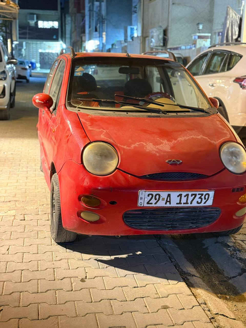 رقم واسط الجديد
سنويه وهزه صارله سنة
تحويل مشروع وطني 
مكان الحريه البستان قرب ساحه عدن
ماعرف خللهه شنو تمشي وتوكف فجئه خلل بالكير اعتقد تبريد شغال وباتري وشوته جديدات 
جاملغات يمنه يسره جديدات ويده مال تحكم ماسحات جديدة على صفحه مخليهه  وجكات مال فتح صندوك جديدات 
محرك بدايه تبخير بس ميبخر حاليا ماعدي وقت بسبب التزام العمل انو اوديهه اصلحهه
ابيعه رقم فقط على حطتهه  تفيد لليدور غراض تفصيخ حته لحد يكول شبيه عله لو خلل 
سعر ١٦ ورقه قفل قفل بدون عمله
***********
