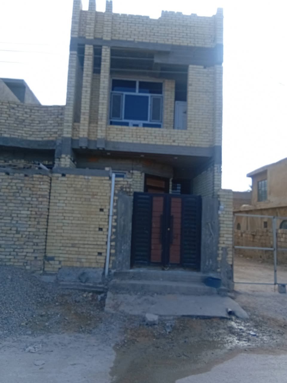 مشتمل النصر والسلام  ١٠٠متر طابقين قرب جامع الرسول بناء جديد سعر ٨٠ طابق الأرضي كامل
مكتب ابو سعد الدليمي
***********
***********
