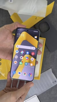 بوكو M8 برو • شاشة أموليد 6.83 • بطارية 6500mAh