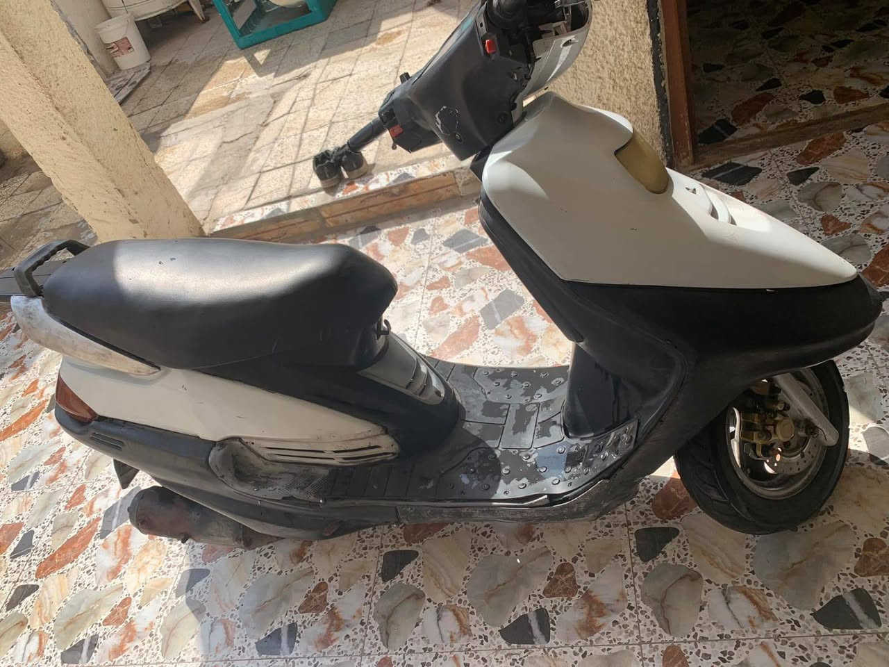 فراشه فضائي 140 مكينه نضيفه كهربيات عوزه ترتيب بدون اوراق مكفوله من السرقه ب300 وبيه مجال مكاني سويب بغداد, العراق


**إذا كنت صاحب هذا الإعلان وتريد حذفه لأي سبب، رجاءا أرسل رسالة إلى الدعم الفني**
