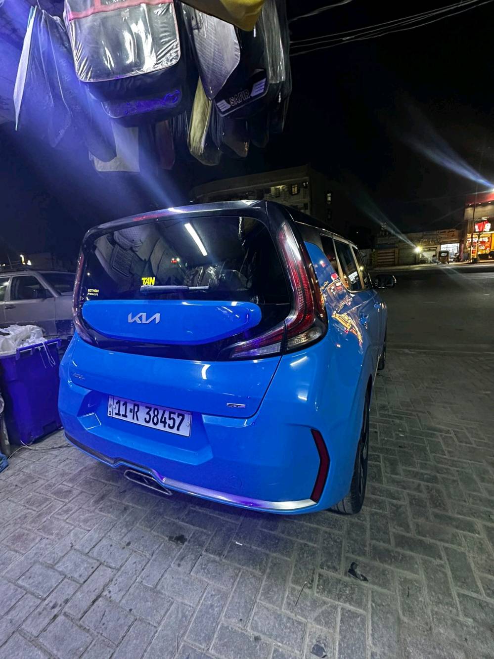 الوصف كيا صول Gt line 2024.     المواصفات. شاحن لاسلكي أشاره بالمرايا دخول ذكي قماره اسود بلادي تبريد شاشه.    شاشه كبيره. ستيرنD  جلد لونين.        بصمه.   رادار امامي/u002B/خلفي/u002B جانبي.         توقف ذاتي وباقي المواصفات معروفة   لعلم شكل الGt line يختلف عن العادي.  الحادث موضح بالصور مبدل دعاميه اصلية وكيس الكير جان متضرر ومبدل اصلي شرط كفاله كير ومحرك مابيها قطره صبغ اكو كم رصعه حالوب بالعراق بالقماره والبنيد ع عدد أصابع الايد. سونار موجود ووين متريد تفحص سونار افحص السعر المطلوب 175  وبيها مجال بسيط حك الجيه السياره نضيفه وجديده   للتواصل. واتساب. او اتصال ***********
