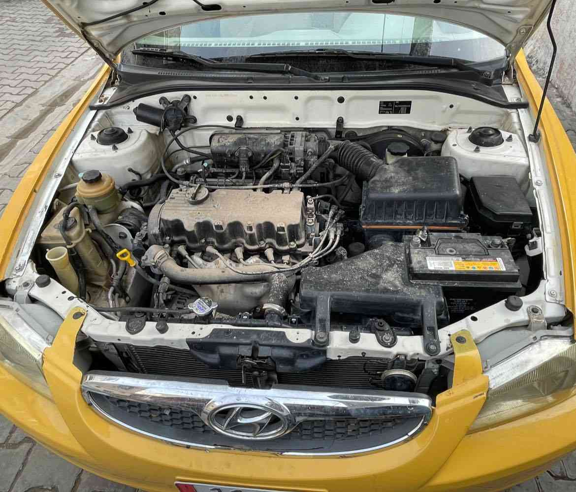 السلام عليكم شباب هونداي فيرنا 2014 سيارة باسمي سنوية جديدة رقم جديدة هيه غرامات كل مصفرة مكينة و كير خير من الله عنواني بغداد شارع فلسطين السعر 65 رقم ***********￼￼
