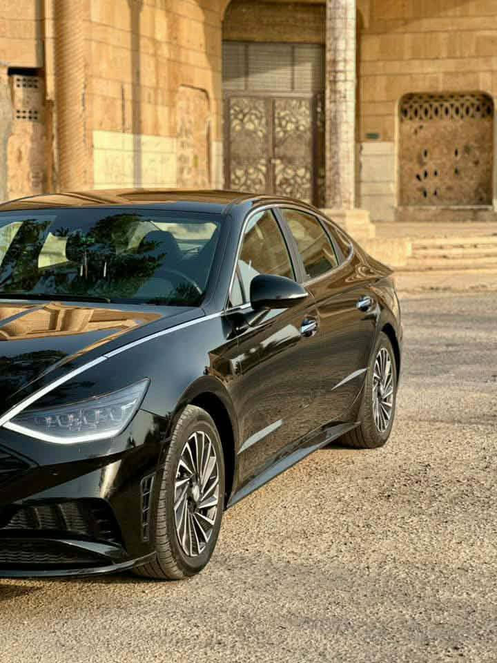 السلام عليكم
سوناتا موديل 2023هايبرد
محرك 2500
كير بيانو 
ماشيه 35000
كفاله كير ومحرك وقود ومحرك كهرباء 
مع كفاله البطاريات 
الضرر الجنطه 
تدفئه تبريد 
السياره فحص مؤقت 
للبيع او مراوس حسب القناعه

***********
