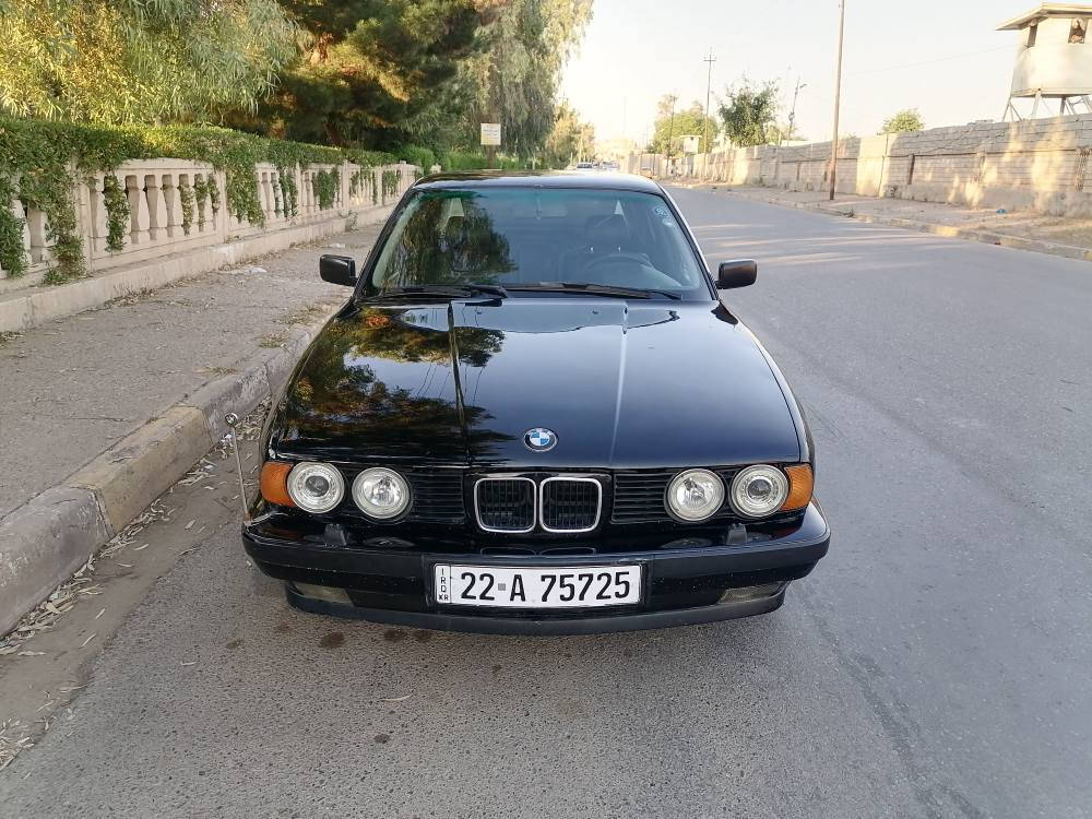 سلام و عليكم
بي ام دبليو للبيع موديل 1991
بيلاد525 كبس كير اوتماتيك
كير محرك شرط بدون صرف بدون بخار
رقم سنويه جديد لحد 2030
هزه جديد باراد جديد شرط تحویل غرامه
دفتره بنزين موجود
مواصفات فول بس بدون فتحه 
كؤشنات جلد سياحي جام كهربائي
لایت ئه لقه تعديل سورعه
ويل حصير طايرات جديد
قفل مركزي باوره ABS 
تبريد تدفئه كولا شغال 
لون اسود قتران ضرر مابي
مصبوغه عام جماليه
كهربائيات كولا شغال
سياره جاهز دينار مصرف مابي 
دعاميه للدعاميه شرط 
مكان سياره كركوك براخودان
سعر كلش مناسب خابر تدلل
***********
*********** كركوك, العراق
