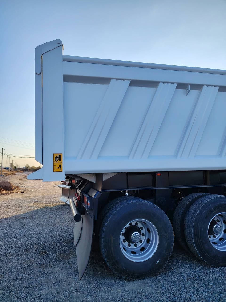 للبيع عربانه جديده تخم تاير زيرو مامشتغله حدادت احمد أوس دبيسي وهاذه رقمي ***********
