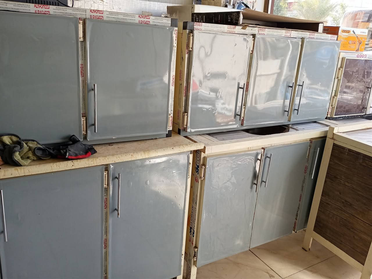 يا الله تم وصول غراض مستعملة يم معرض ومزاد علي زاخو العنوان بغداد كفاءات الصحة  مقابيل حسينية أبو تراب رقمي *********** الأسعار خاص بل خدمة
