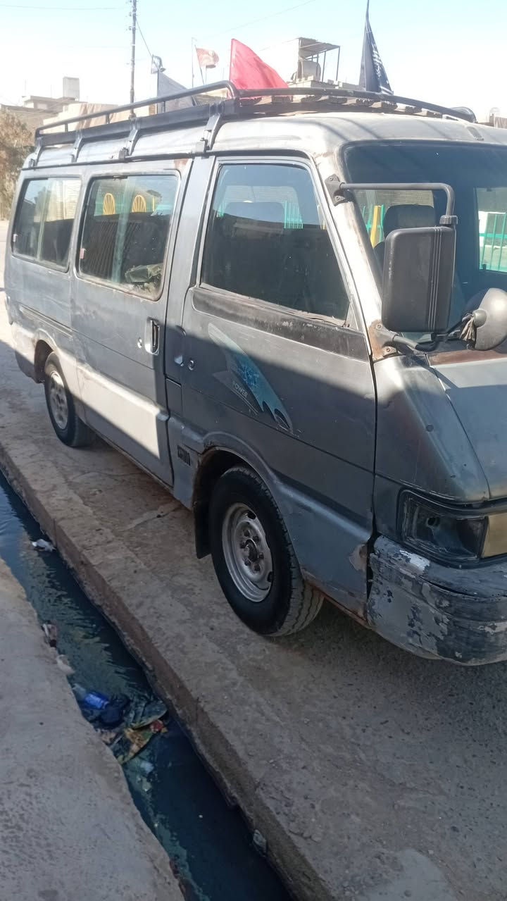 سلام عليكم كيا بستا للبيع او مراوس ببريجو ..موديل 1994 رقم بغداد سنويه عظم نافذه شواصي شركه سياره بلاديه مكينه تبخر كير اكسن نضيف كهربايات شغاله السعر30 وبيه مجال مكان بغداد ***********
