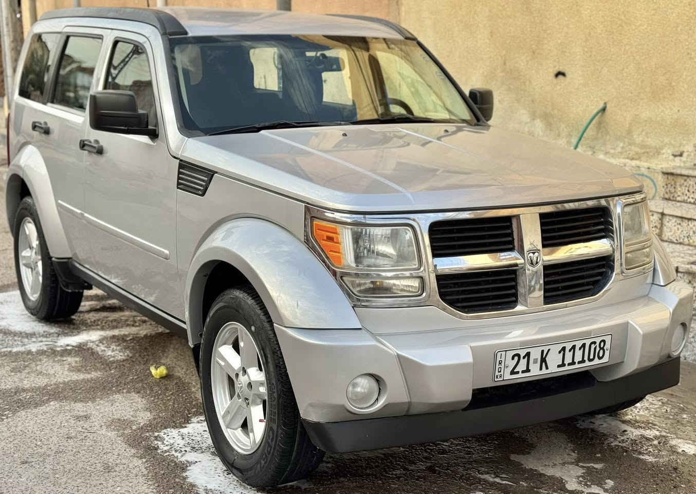 السلام عليكم للبيع دوج نترو موديل 2008 وارد كندي كفالة عامة صبغ ضربة تبديل فتح مكينة وكير بل كارتون برغي ما مفتوح بيهاا حجم المحرك 6سلندر 3700 مكفول حدادية وتخم تاير كلة جديد تدفئة وتبريد شغال السيارة تحكم ستيرن اربع جهات كروز سرعة رقم سليمانية الدولي بأسمي سنوية 2029 هزة 2027 سيارة بلادية على وضع الشركة وجاهزة برغي ما بيها نقص  .

_______________________________________

العنوان :البصرة الامن الداخلي .

السعر : 96 وبيها مجال 

للأستفسارالأتصال:***********
