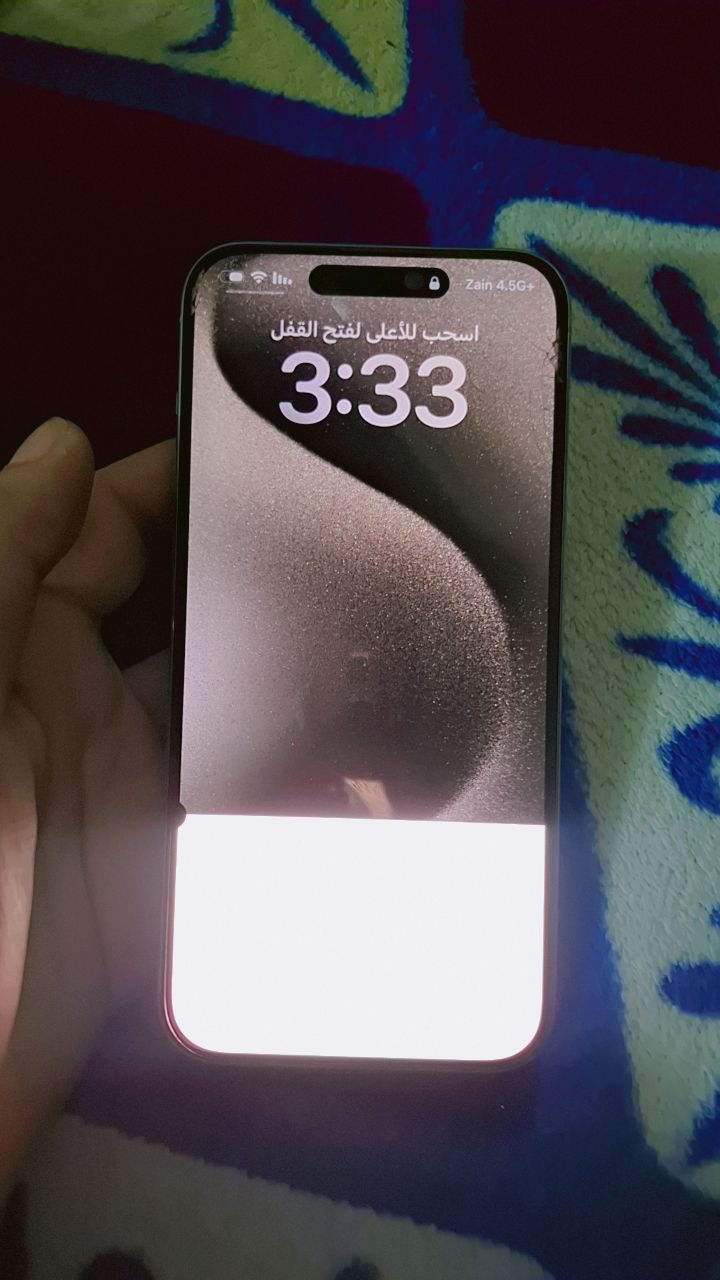 السلام عليكم ايفون ١٥بروماكس ذاكره٢٥٦بطاريه٨٧
السعر 600 وبي مجال*********** حله شارع 40
