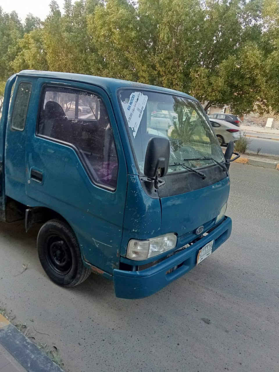 السلام عليكم كيه فونتيره للبيع مكفوله من مكينه من كير من شاصي من اكسل السياره بسمي سعره 54 وبيه مجال رقم صاحب السياره ***********
