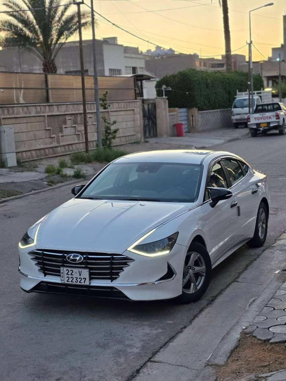 سلام عليكم
سوناتا  2023

رقم أربيل الجديد 
نص فول .. 
 ماشيه 33 
محرك 2500 
 لايت لد  زنون عالي ناصي 
رادار امامي
كير بيانو 
فول تحكم ستيرن  
قيادة ذاتيه 
بريك ذاتي 

جاهزه من جميع النواحي 

حادث السياره أربع قطع جانبي بدون دواخل .. 

المكان بغداد الغدير 
***********
السعر149$$$
