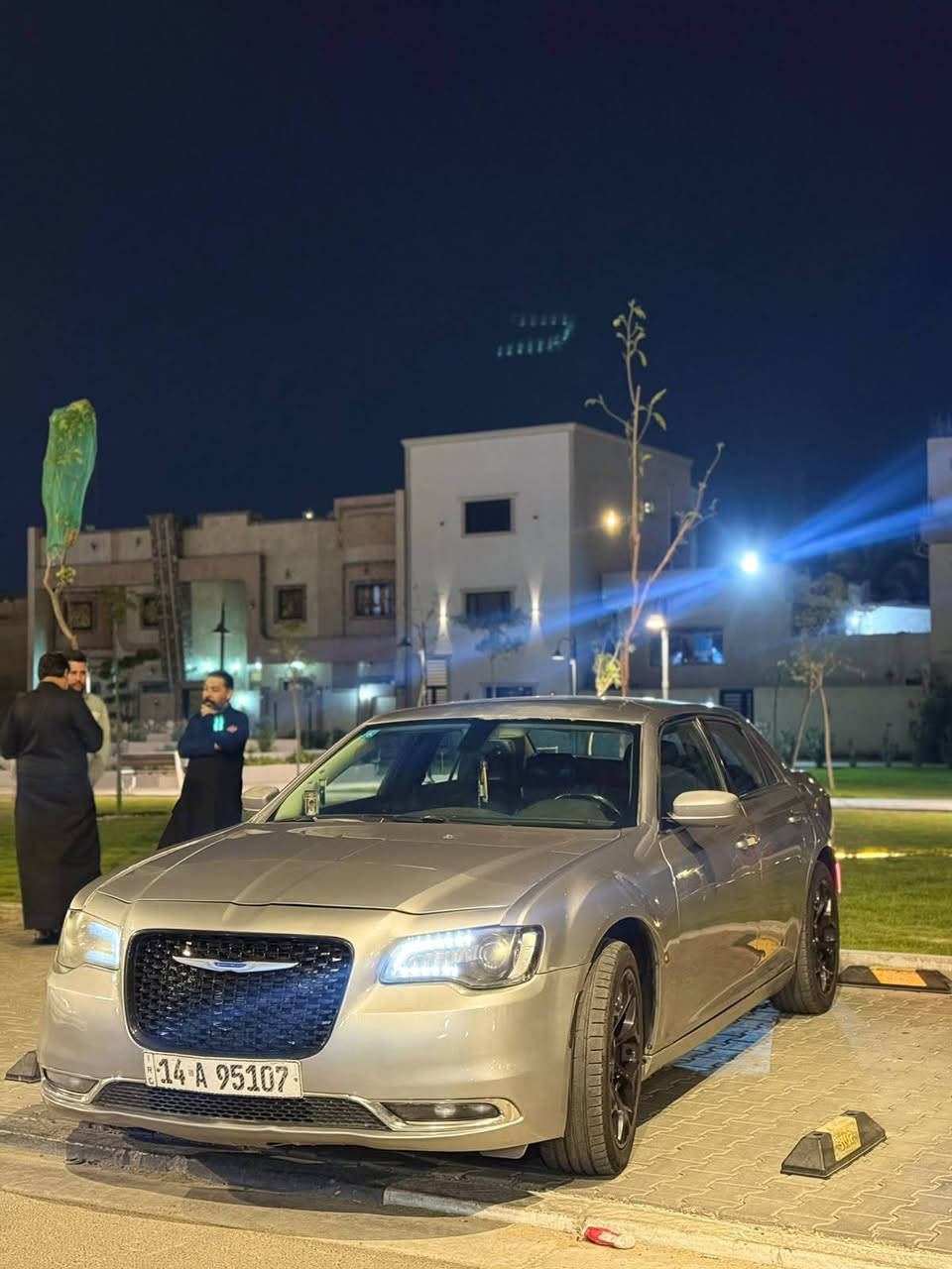 السلام عليكم أوباما بيع فقط محرك 3600 اللون صدر الحمام  رقم بصرة انگليزي بأسمي سنوية جديدة گير محرك تبريد جيد جدا كواتم بلاد گلوب مامشتغل بالعينة جاهزه بدون اي نقص ماشية 160 بيها مكانات صبغ تفاديا للدوخة نگول حزام بدون ايرباك حادث بسيط مكان السيارة بصرة السعر 168وبيها مجال الرقم ***********
