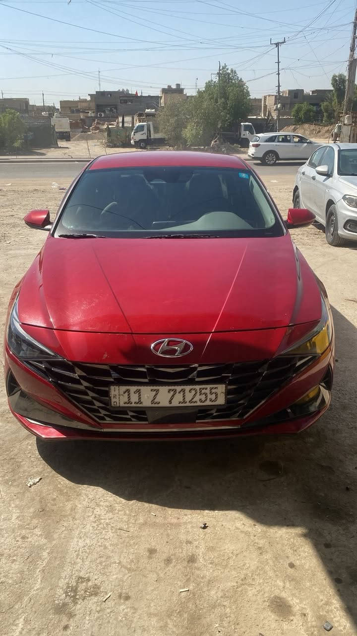 السلام عليكم النترا23امريكي 
السياره بدون تبديل فقط صبغ نص البنيد وبارد
ماشيه ٨٠كيلو سياره جاهزه 
سياره فول عدا الفتحه وكشنات جلد
155$
مكان بغداد 
الرقم ***********
