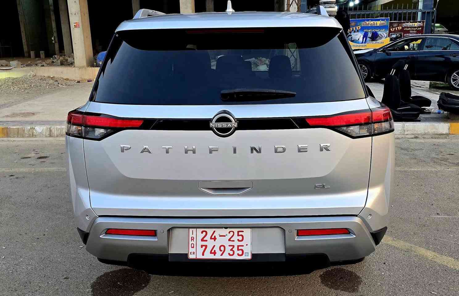 سلام عليكم 
باثفيندر 2023 مواصفات SL
فول مواصفات عدا بانوراما 
خمس كامرات
-مقاعد جلد 
حساسات اماميه وخلفيه 
 رادار امامي وخلفي 
نقطه عمياء 
-صندوق شفط
-شغال شحن سريع
-مقاعد تدفئه
ماشيه : ٤٦ الف 

مكينة ٦سلندر حجم ٣.٥لتر تنفس طبيعي

ضرر السيارة بيها بابين طرف سكن مبدلات بلادي نفس لون  بدون دواخل 

السيارة كاتي تترقم شمالي مكان السيارة كركوك للإستفسار مراسلة ع الخاص او الاتصال ع الرقم ***********
