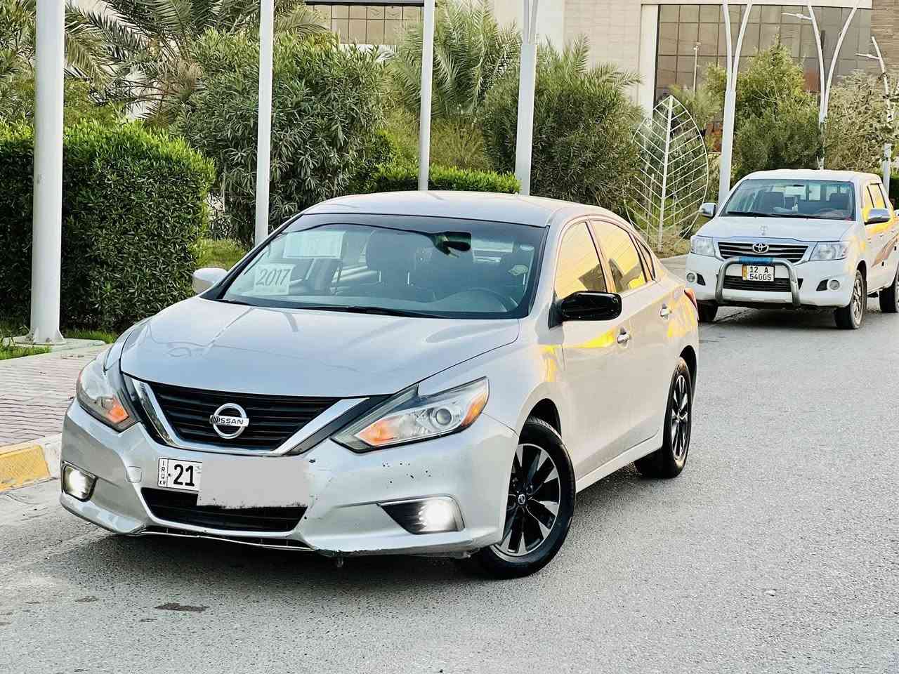 السلام عليكم..اعتذر عن الاقساط والوعدة..
للبيع بسعر مناسب جداً 96..
نيسان التيما 2016 لون سلفر 
رقم سليمانية دولي سنوية جديدة شرط التحويل…سيارة فول مواصفات عدى السلايت بصمة تشغيل ويل كب كروم 
بلاجكتور شركة تحكم ستيرن جهتين…
كير ومحرك شرط صدر جديد طخم تاير جديد تبريد ثلج…
محرك 4/2500سلندر مامفتوح 
سيارة بيها جاملغ خلفي وجنطة بدون دواخل بدون ايرباك/بجم كبس 
السعر 96 وبيها مجال 
مكاني صلاح الدين تكريت 
***********
***********
