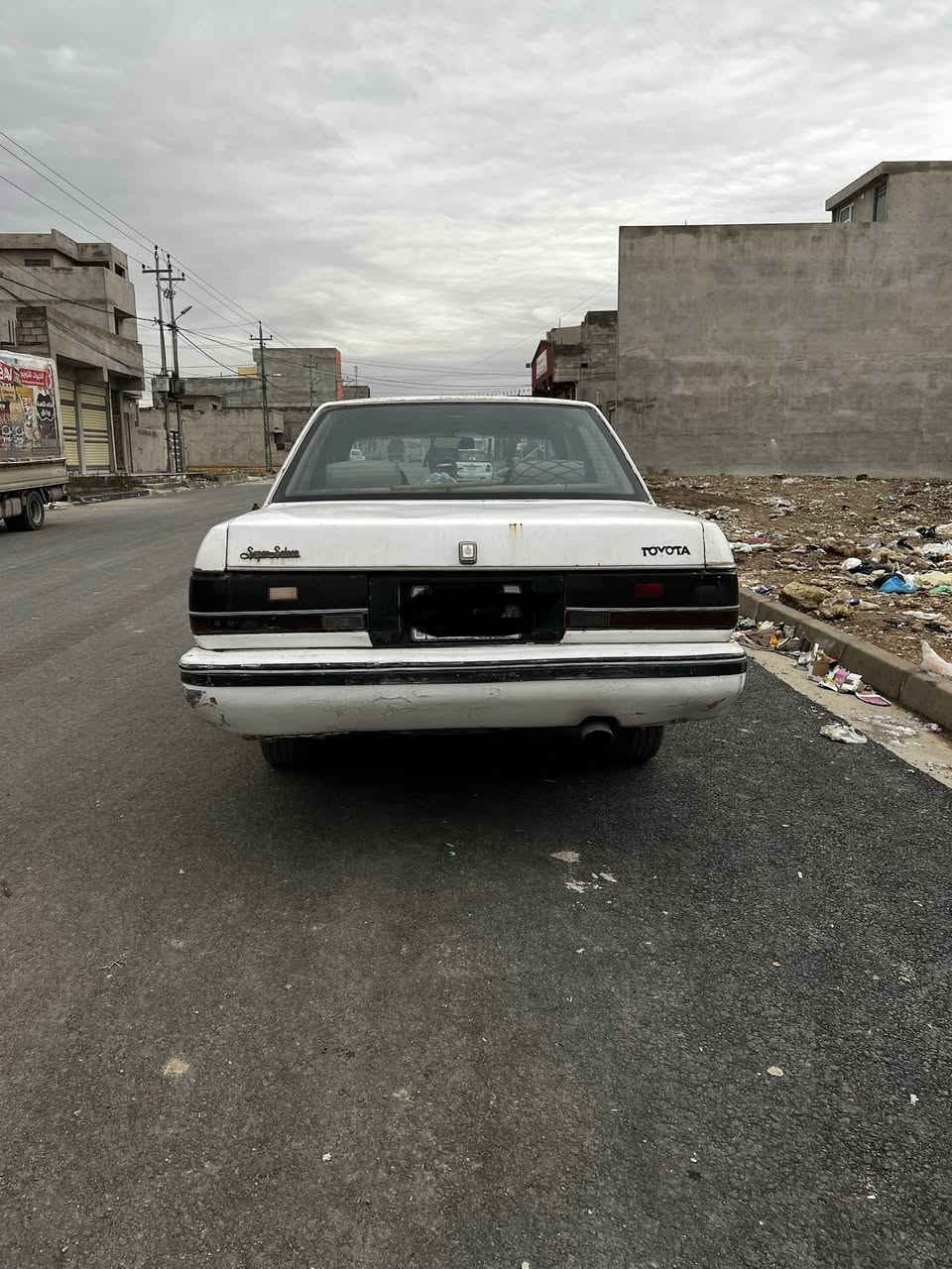 سيدان موديل 88  رقم الماني نينوى هزه وسنوية لي شهر 8.  سياره باسمنه شرط تحويل
كير وتماتيك ومحرك  بلادي واكسن شرط تبريد تدفئه شغالة 

سعر 28 وبيها مجال  عنوان موصل ايسر

تواصل ***********.      ***********
