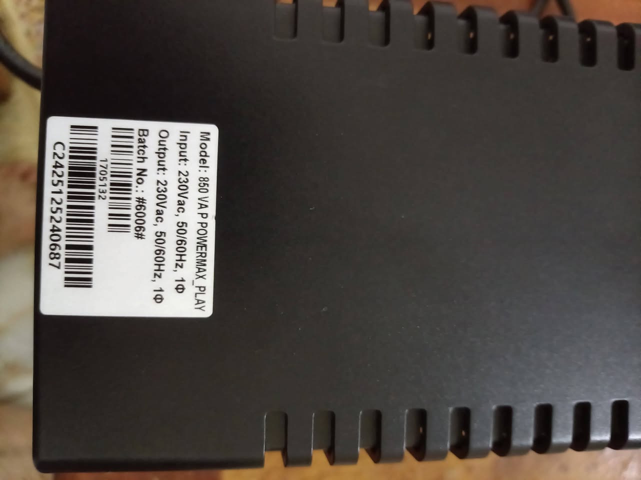 جهاز UPS 850v
بعده طك بالكارتونه اجاني هديه وما احتاجه 
للبيع السعر 25 الف جوه السوك كسر ماعندي توصيل


**إذا كنت صاحب هذا الإعلان وتريد حذفه لأي سبب، رجاءا أرسل رسالة إلى الدعم الفني**