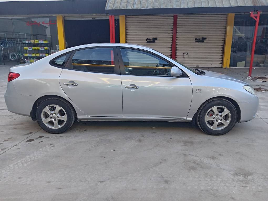 ئاڤانتی بڕاوە مۆدیل 2008 نموونە له جوانی گیڕو مه کینە به شه رت مه کینە گچکە یی دکشن به رز148هە زار ڕۆیشتوە بئ ده عموو لیدراو فول فول ماسه فات تە نها سلآیت نیه سه خفی بۆیاغی نیه کە ڤه ر گۆڕاو نیه نرخ49گە لآ شوین حاجیاوا ڕانیه ژم ***********ـ\\\\\*********** رانية, السليمانية
