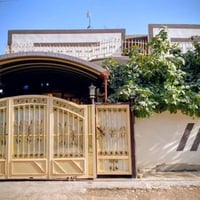 بعقوبة الكاطون • ٢٠٠م • گراج وحديقه