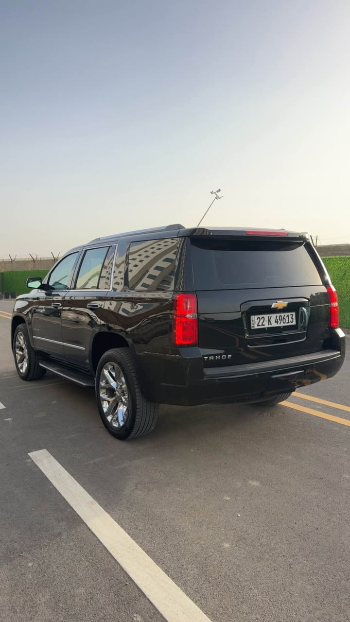 السلام عليكم 
تاهو 2018 
خليجي ls
حساس امامي خلفي 
شاشه قاصه 
ويل 22 مال برايمر
السياره بالحقيقه احلى من الصور
السياره بيها صبغ بنيد 
وجاملغ بارد+ جاملغ وباب مفتوحات فقط
السعر (30000$) يعني 3 شدات وبيها مجال 
مكان السياره :بغداد العامريه  
للاستفسار:*********** بغداد, العراق
