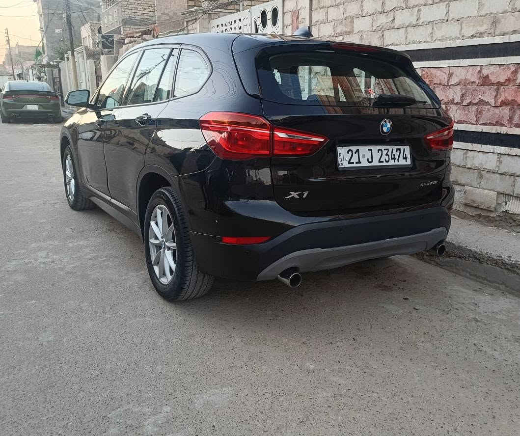 للبيع فقط بدون مراوس ولاقسط
السعر 118 ورقه للاتصال *********** و
بي ام x1  موديل 2019 وكالة العروش 
رقم سليمانيه تحويل او وكاله
محرك 2000 تون تيربو كير اوتو محرك وكير مكفولات 
التبريد شغال .ماشيه 167 الف كيلو
بصمه .شاشه . كشنات جلد . تحكم استيرن . حساسات . مري شفط . كير شفتات بالاستيرن. انظمة قيادة
صدر وتخم تاير نظيف 
وكالة العروش مكفوله من الصبغ والحادث فقط بيها بارد موجوده بالسونار ويا الصور 
المكان بغداد الزعفرانية بغداد, العراق
