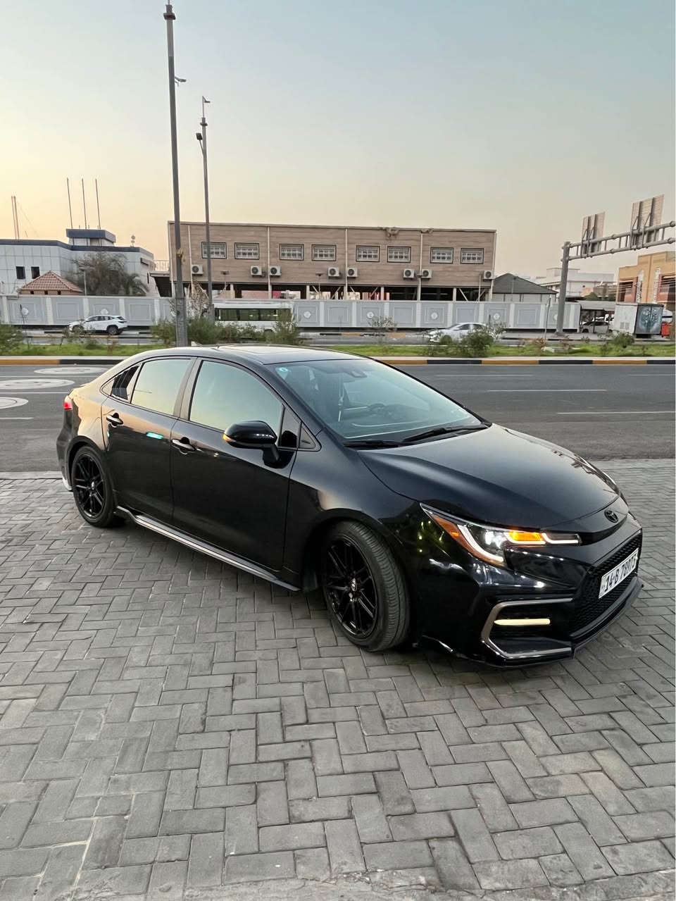 كورلا موديل 2022 وارد أمريكي

Black Edition
كلشي بيها أسود
حجم المحرك 2000 بنزين
عداد المسافة 85 الف Km
فول مواصفات 
بصمة تشغيل وأبواب 
تشغيل عن بعد
فتحة سقف
أربع أبواب جام أوتو
تحديد مسار ومثبت سرعة
فول تحكمات
ويل 18
كلشي بيها بحالة الوكالة
بدون حادث حالوب فقط بالقمارة شي قليل 
بيها كلير جاملغين بدون ضربة وبدون معجون فقط رش
رقم بصرة معوقين(وكالة مضمونة) سنوية 2030

للإستفسار
*********** المدينة, البصرة
