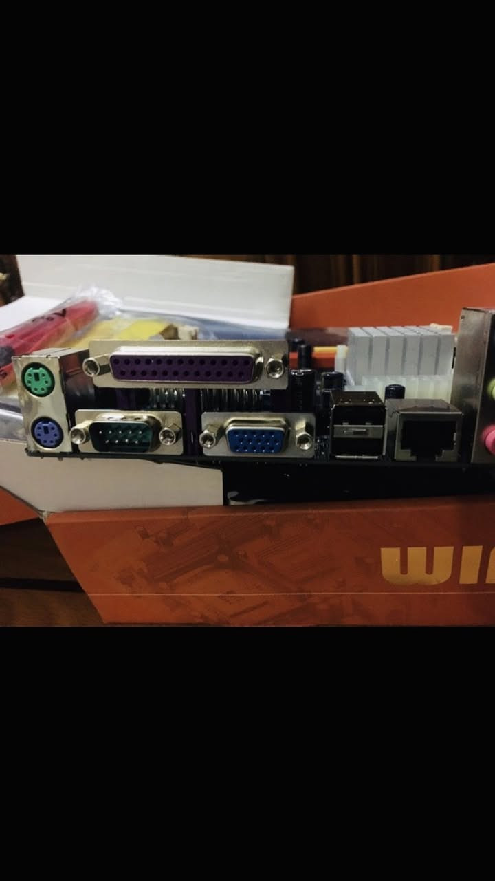 بورد بهذا الشكل
جديد بالجيس 
انطونه سعر بي


**إذا كنت صاحب هذا الإعلان وتريد حذفه لأي سبب، رجاءا أرسل رسالة إلى الدعم الفني**