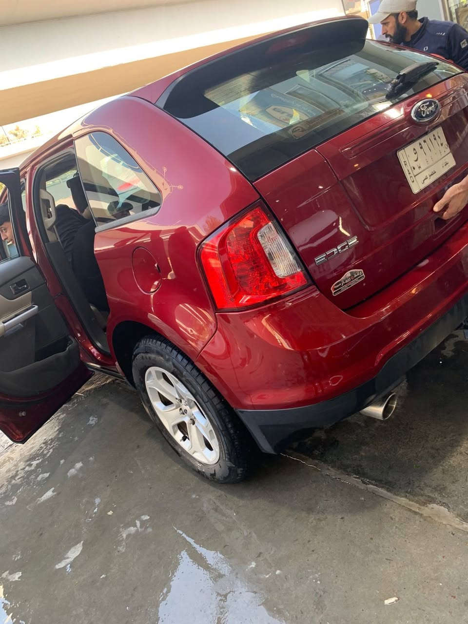 فورد ايدج الامريكي 
محرك 3600 
فول مواصفات بانوراما كامل على طول القمارة 
تحكم سرعه كهربائيات شغاله تخم تاير جديد 
صدر. امامي خلفي جديد 
سعر 148 بيهه مجال مكفوله بيهه بس صبغ جاملغ امامي 
***********
للأستفسار الاتصال فقط فقط فقط
