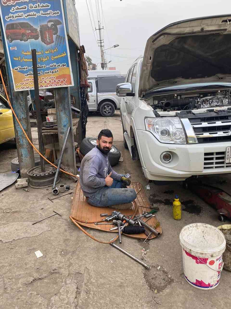 حداد صدر ميزانيه ادوات صدر عامه انسب الاسعار مع ضمان شيخ عمر مقبرة الغزالي عبدالله الحداد ***********
