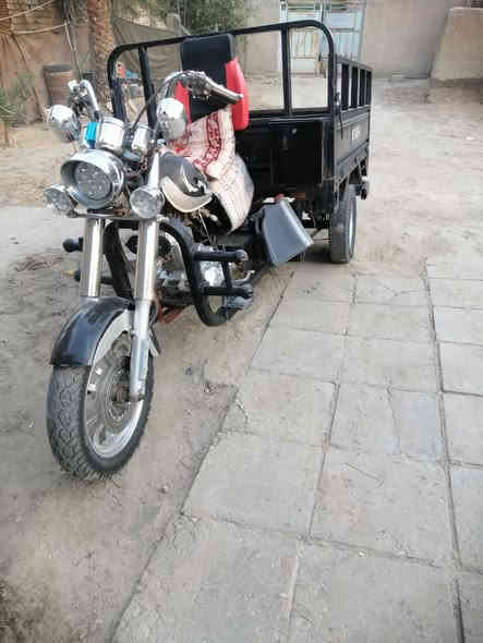 سلام عليكم ستوته للبيع موديل 15اوراق بسمي اداورلك من الوكيل كهربايات كله شغال تخم تايرات جدد شاصي مكفول السعر واحد و 400بيهة مجال الاتصال ***********
