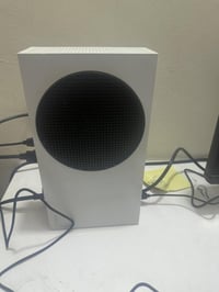 اكس بوكس سيريس S • شاشة ASUS • يو بي اس 1500