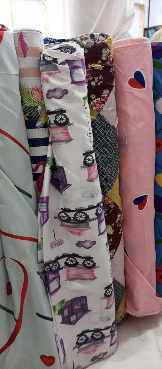 @إشارة همايون عادي بالف ونص 
اماراتي بالفين 
دجتال بالفين 
فندقي بالفين 
بوهيمي باربعه
اسعار الفرشات حسب الطلب والقياس 
يوجد خدمه توصيل لجميع المحافظات وداخل كربلاء للأستفسار خاص


**إذا كنت صاحب هذا الإعلان وتريد حذفه لأي سبب، رجاءا أرسل رسالة إلى الدعم الفني**