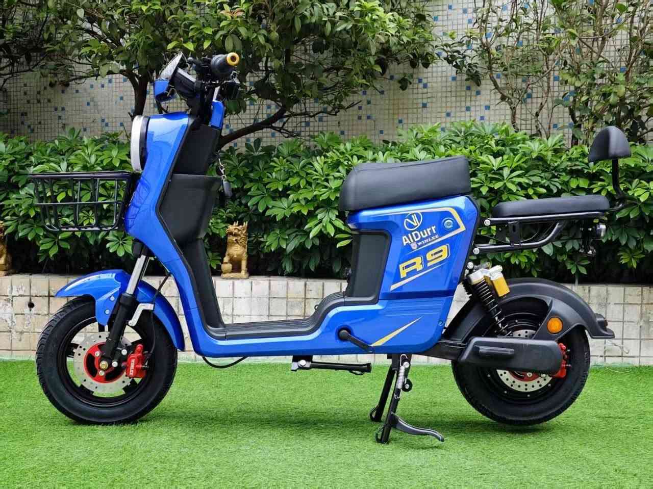 درجات شحن  بمواصفات عليه دقه   ضمان اي درجة
٦ بطاريات  بيع نضام قصط فقط حاملين بطاقة الماستر كرت موضف منتسب. معين متقاعد مستفيدين نضام قصط الكتروني بدون مقدمه عنوان بغداد زعفرانيه  توصيل كافه محافظات ***********

