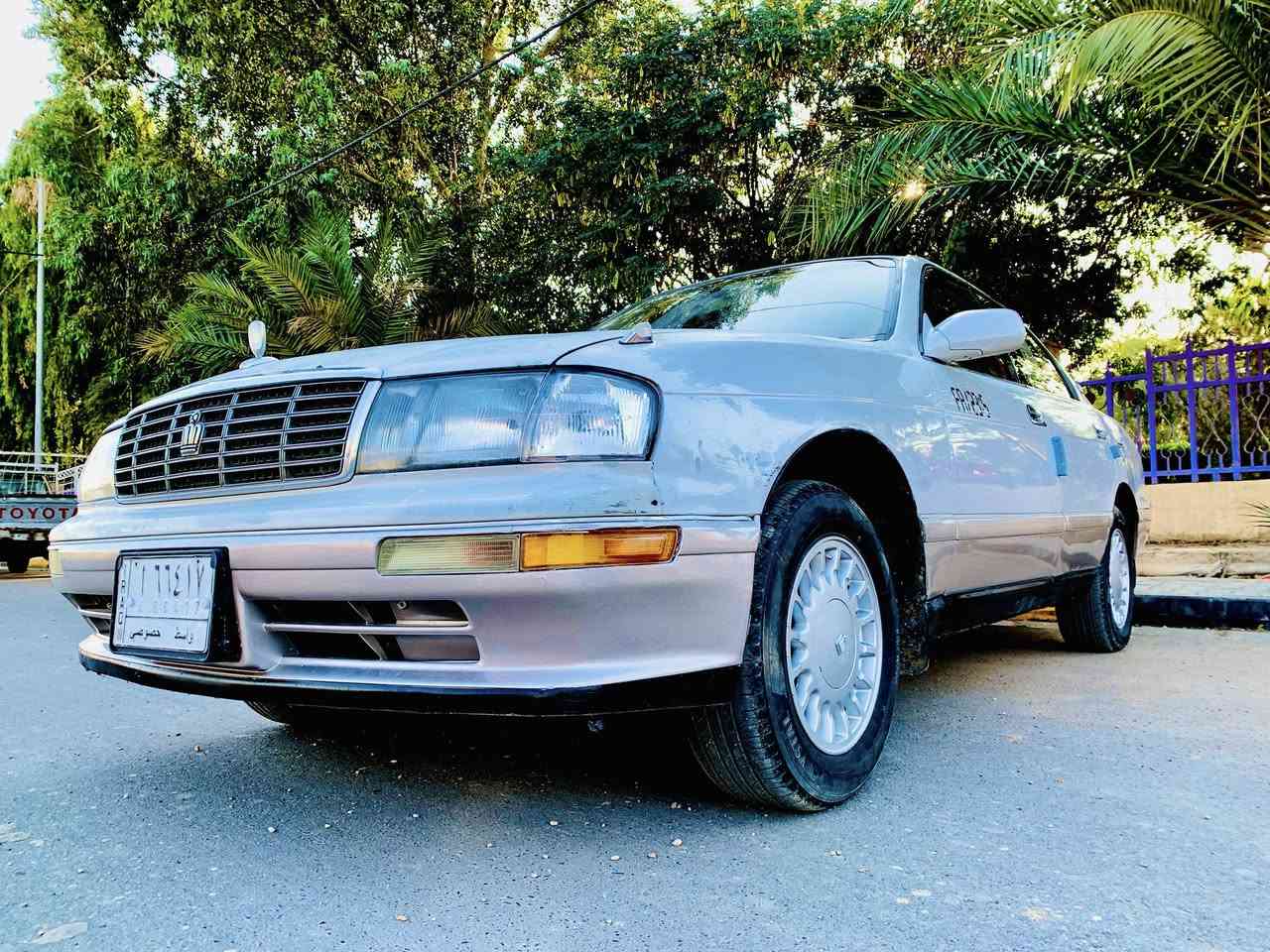 تيوتا كراون 1994رقم واسط تحويل مباشر
كفاله عامه ماعدا الحجل مصبوغ ابيض لؤلؤي محجل سياره نضيفه وجديده تبريد جاهز
محرك بطه 2500
تخم تاير 
حداده وباتري 
كهربائيات كلها شغاله وعلى وضع الشركه 
ستيرن بلاد مو مثل السيارات الباقيه بي بوش هذا لا مقفول 
فول رزانه لان مابيها تحوير فول عزل كتم بلاد
الجنطه على فرشها البلاد
كاعيه جلد 
غرفتها بلاد جديده
عنوان والسط الكوت 
السعر 63 وبي مجال ماتشتري لا تعلق هذا جديد مامركع 
***********
