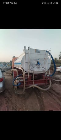 ابوردين للبيع  سياره نضيفه ومتعوب عليها  رقم نكليزي مداور شوكت ميعجبك ...