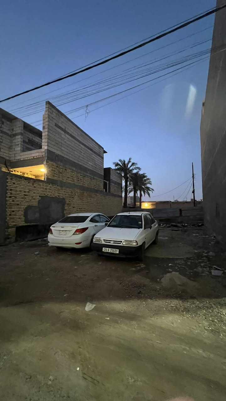 قطعة اوض للبيع في حي الخضراء في كرد لان التنومه قريبه على جسر التنومه المساحة 150 متر والواجهة 8 ونص |للأستفسار ***********
