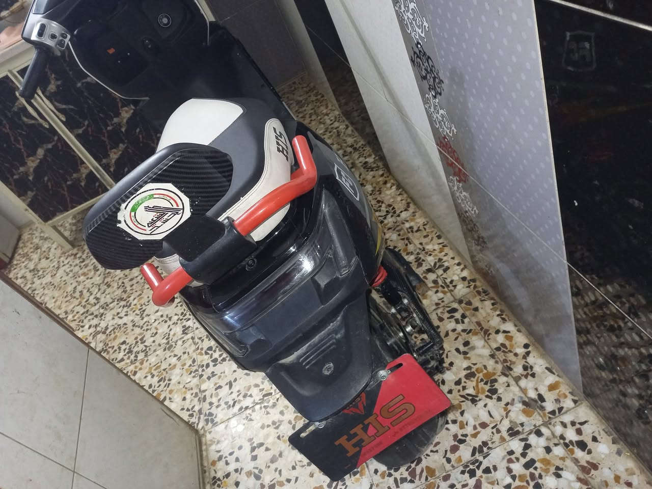 دراجه شحن f1 موديل ٢٠٢٦ بطاريه ٣٠٠٠ نظام p بارك ونظام R بك ثلاث نمر سرعه ٩٠ مكان الدراجه بغداد السعر مليون ***********
