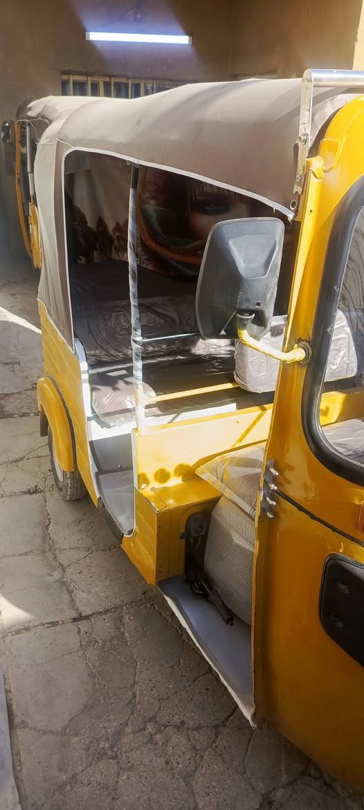 تكتك وراق مصطفى موديل 17 محرك20 سعر 3850


**إذا كنت صاحب هذا الإعلان وتريد حذفه لأي سبب، رجاءا أرسل رسالة إلى الدعم الفني**