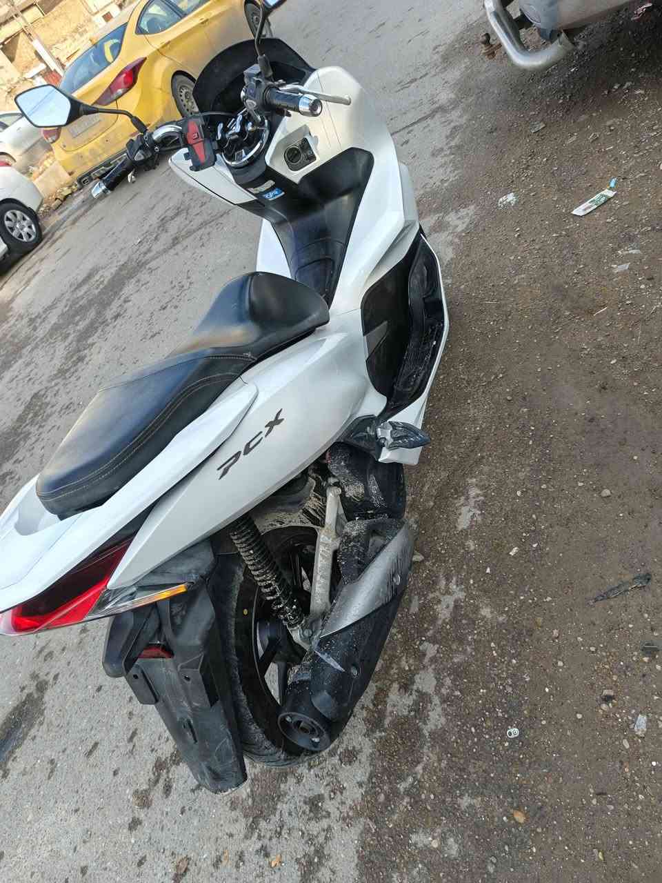 بي سي اكس جيل الثالث ياباني حرف جي اف بصمه دكمتين كفالة محرك ظمان انطي بيه ماشية ٢٠الف اي نقص مابيه السعر ١٦مكاني بغداد ***********
