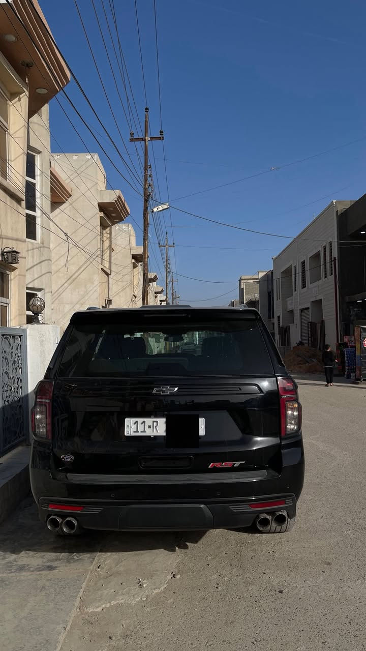 السلام عليكم تاهو مديل 2023 سياره جديده ب معنى كلمه سياره كفاله عامه ماعدى رصعت بل بنيد فقط رقم سياره بغداد 
موصفات سياره 
فئته RST
سياره جكات تصعد وتنزل 
خمس كامرات  
تحديد مسار 
ردار 
محركه 6.2سياره فول 
جديده مشيه حلو 45 الف يعني زيور سياره السعر على تلفون 
رقم الهاتف :***********
سياره موجوده بغداد
