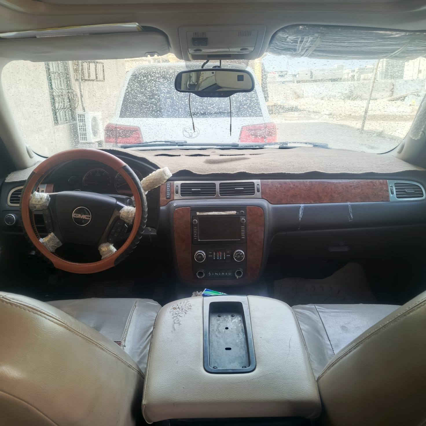 سلام عليكم سياره جي ام سي  دنلي البيع او مراوس سياره كفاله من الكص والصبغ والضربه مديل 2009 سياره متومه طبق الصل شرط حاسبه  سعر 95 وبيها مجال مكاني بصره *********** 
***********
